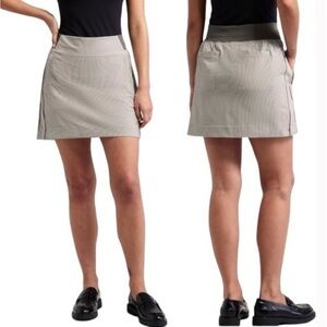 Athleta Brooklyn Textured 16’ Skort Gray Size 6